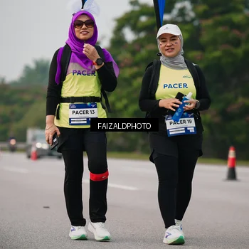 Runner Photo 7399839