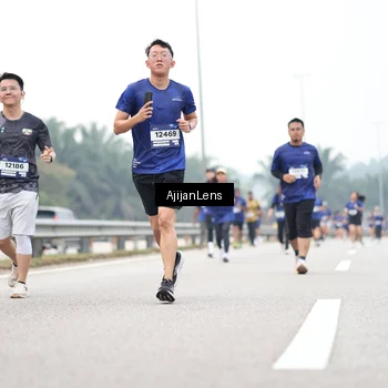 Runner Photo 7399849