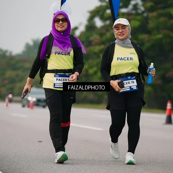 Runner Photo 7399850