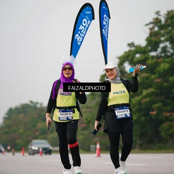 Runner Photo 7399866