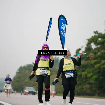 Runner Photo 7399888
