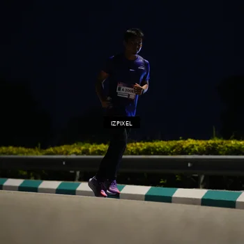 Runner Photo 7399889