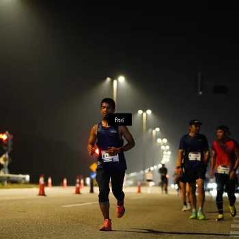 Runner Photo 7399890
