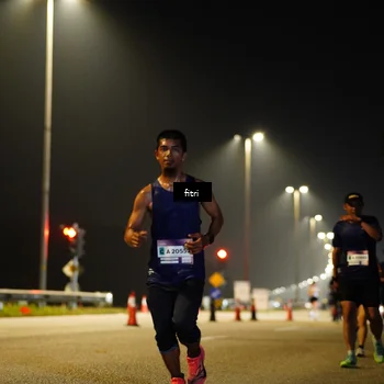 Runner Photo 7399910