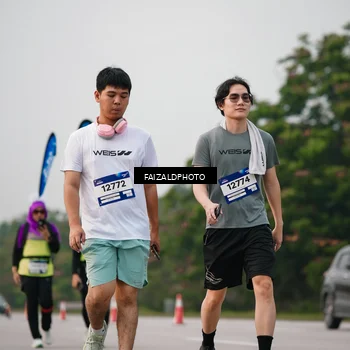 Runner Photo 7399923