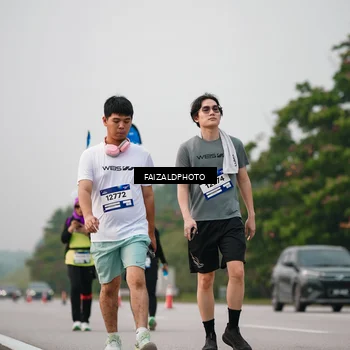Runner Photo 7399924