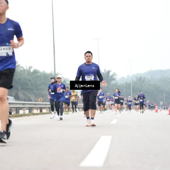 Runner Photo 7399949