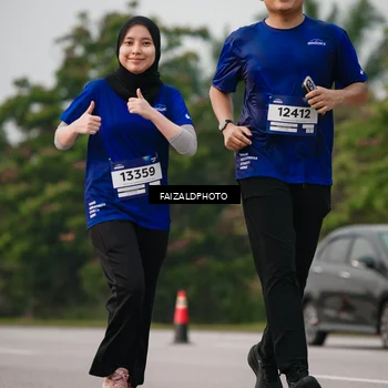 Runner Photo 7399953