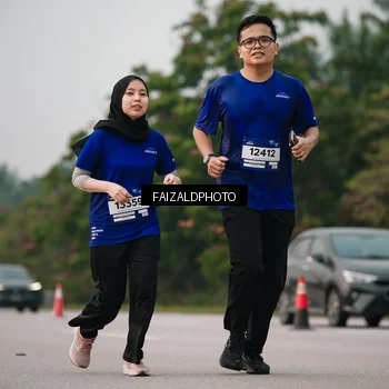 Runner Photo 7399961