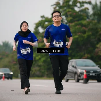 Runner Photo 7399968