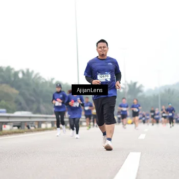 Runner Photo 7399979