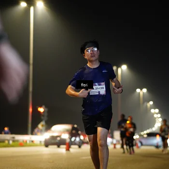 Runner Photo 7400007