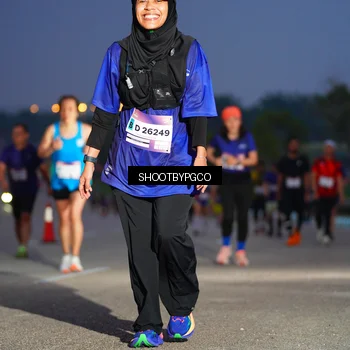 Runner Photo 7400023