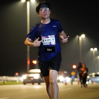 Runner Photo 7400025