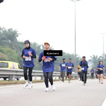 Runner Photo 7400049