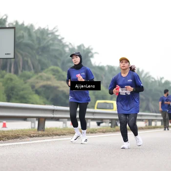 Runner Photo 7400111