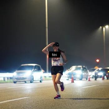 Runner Photo 7400142