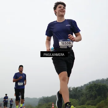 Runner Photo 7400157
