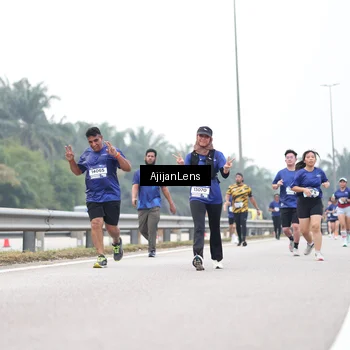 Runner Photo 7400159