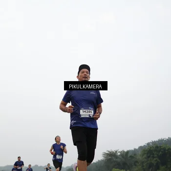 Runner Photo 7400185