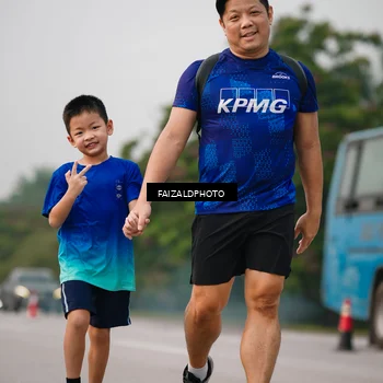 Runner Photo 7400206