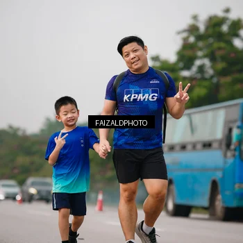 Runner Photo 7400247