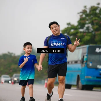 Runner Photo 7400255