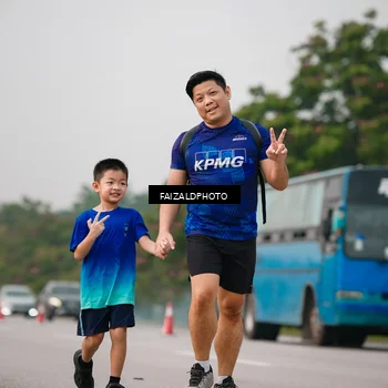 Runner Photo 7400264