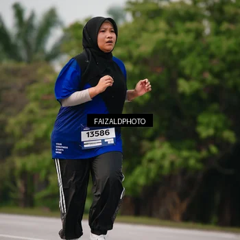 Runner Photo 7400300