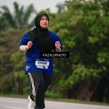 Runner Photo 7400314
