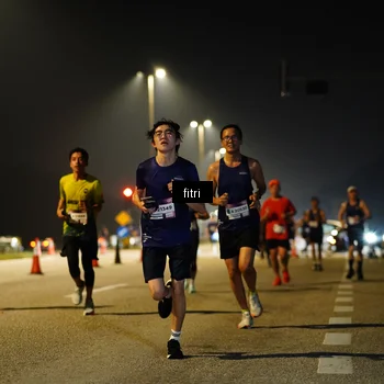 Runner Photo 7400331