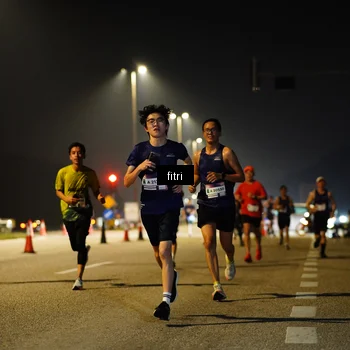 Runner Photo 7400333