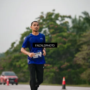 Runner Photo 7400347