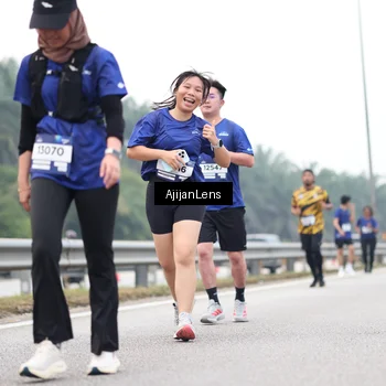 Runner Photo 7400349