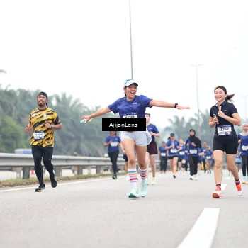 Runner Photo 7400368