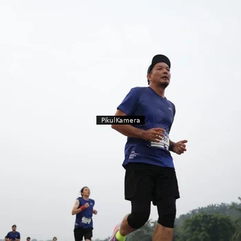 Runner Photo 7400369