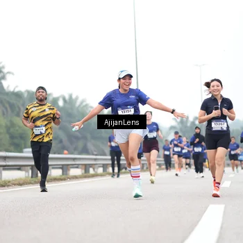 Runner Photo 7400403