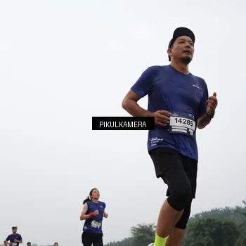 Runner Photo 7400412
