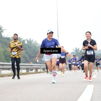 Runner Photo 7400423
