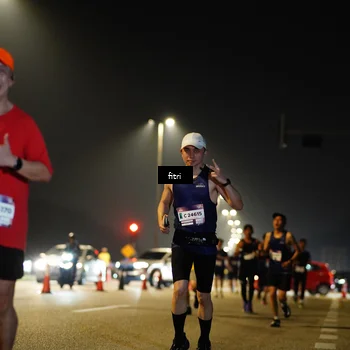 Runner Photo 7400456