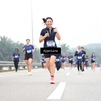 Runner Photo 7400472