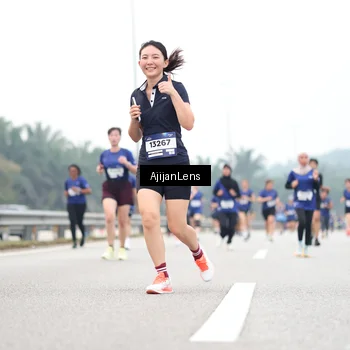 Runner Photo 7400493