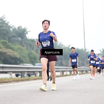 Runner Photo 7400526