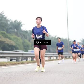 Runner Photo 7400534