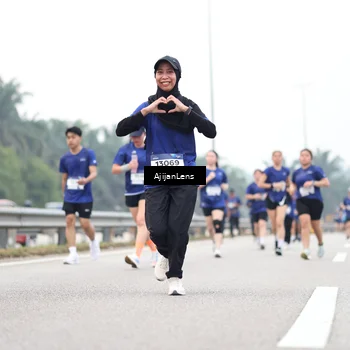 Runner Photo 7400601