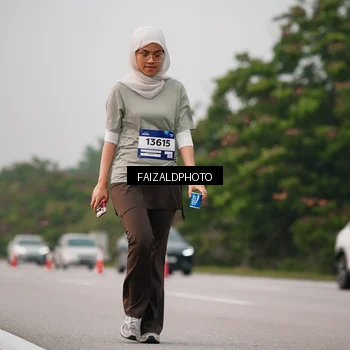 Runner Photo 7400602
