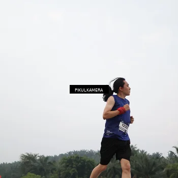Runner Photo 7400630