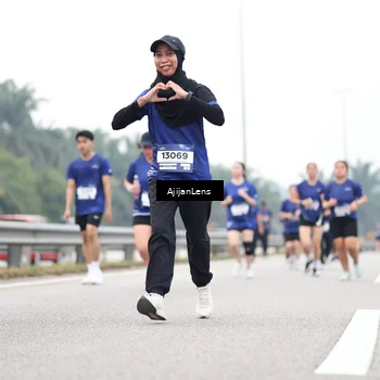 Runner Photo 7400639