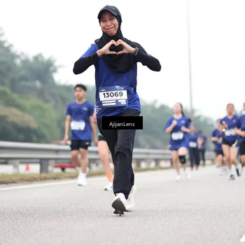 Runner Photo 7400641