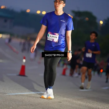 Runner Photo 7400706